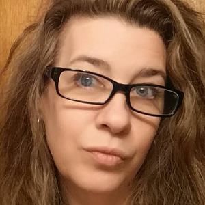 Meet your Posher, Danica